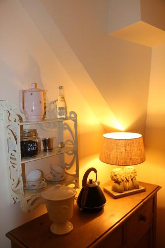 Room VOYAGEUSE