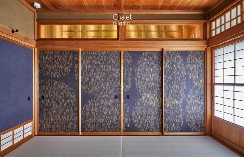 chalet