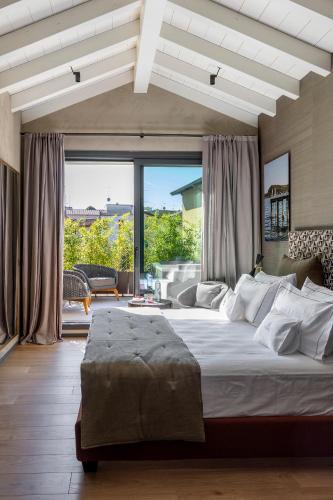 King Room with Spa Bath