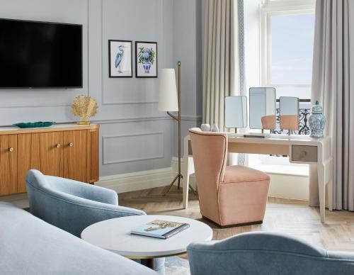 Family suite