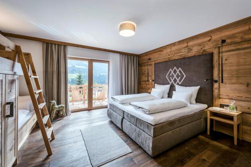 Suite with Lake View