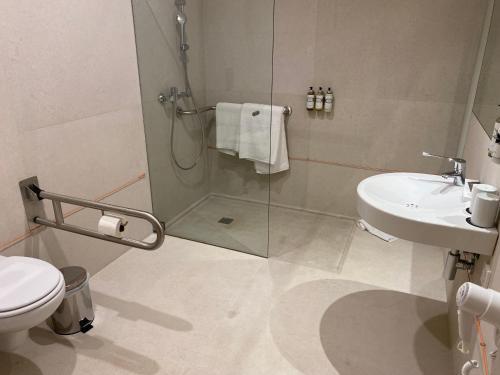 Twin Room - Disability Access