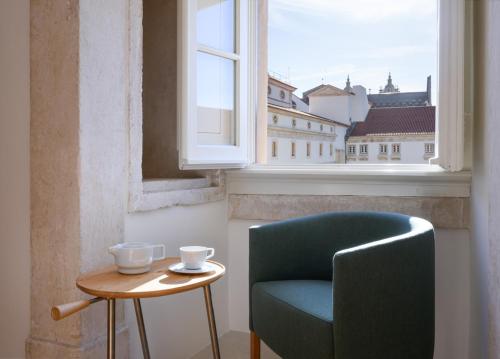 Twin Room with Cloister View