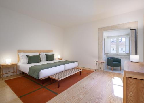 Twin Room with Cloister View