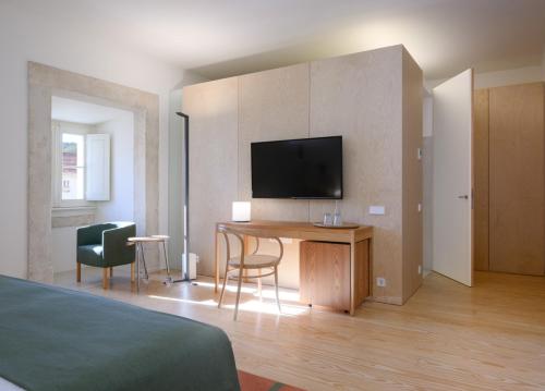 Twin Room with Cloister View