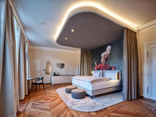 Suite with River View