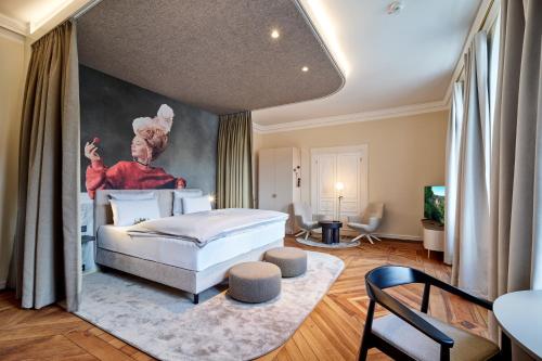 Suite with River View