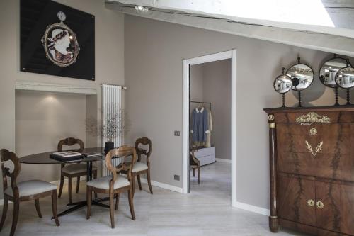 One Bedroom Apartment