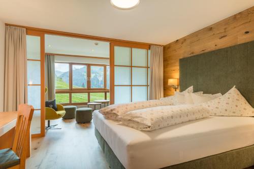 Junior Suite (2 Adults)