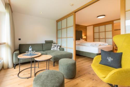 Junior Suite (2 Adults)