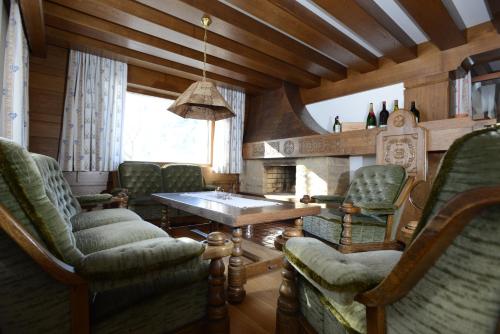 chalet