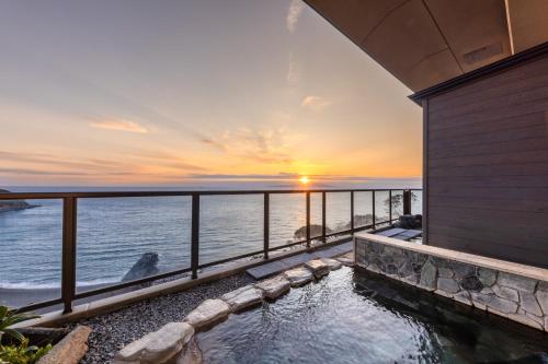 Suite with Sea View