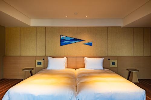 Superior Twin Room with Sea View