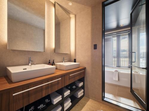 Bunk Bed Room with Ocean View - West Wing