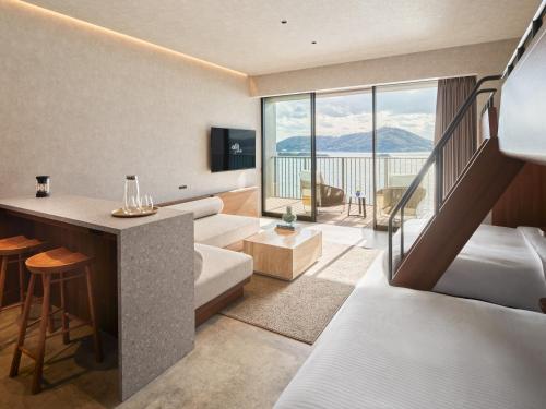 Bunk Bed Room with Ocean View - West Wing