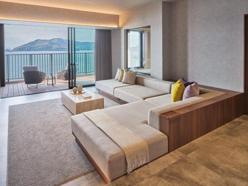Twin Room with Ocean View - West Wing