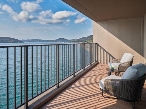 Twin Room with Ocean View - West Wing