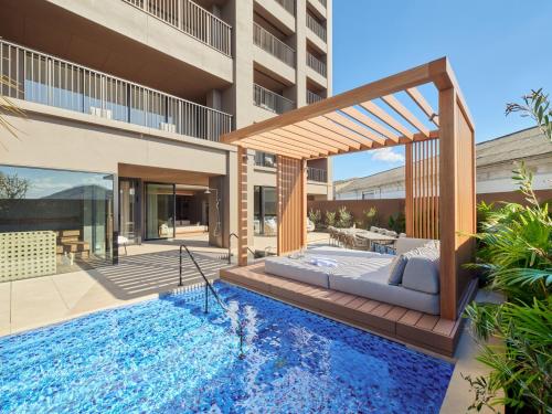 Suite with Garden and Plunge Pool - East Wing