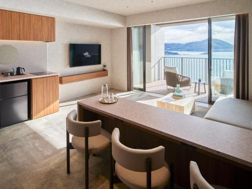 Superior Bunk Bed Room with Ocean View - East Wing