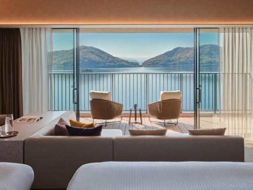 Superior Twin Room with Ocean View - East Wing