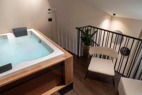 Deluxe Double Room with Jacuzzi and Sauna