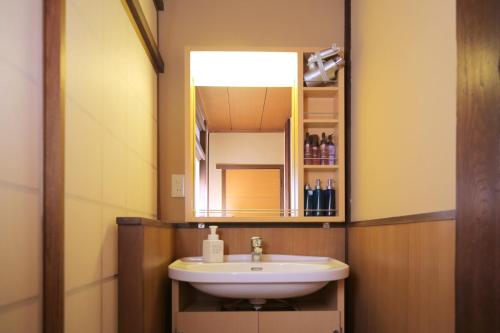 Twin Room with Shared Bathroom