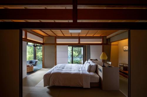 Twin Room with Private Bathroom