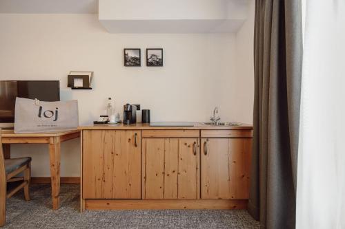 Quadruple Room with Terrace