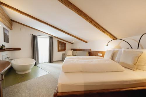 Double room with mountain view