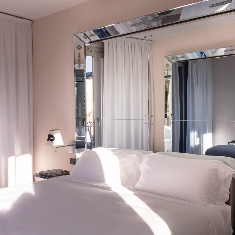 Suite with terrace and hammam shower