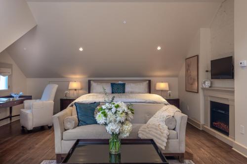 Superior King Room 