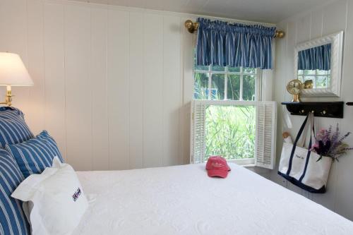 Float In Cottage with Cove View