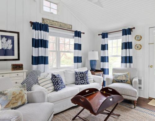 Infatuation Cottage with Garden View