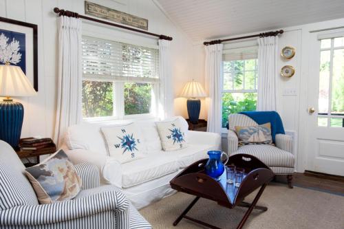 Infatuation Cottage with Garden View