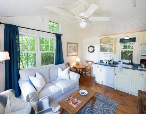Sea Worthy Cottage with Garden View