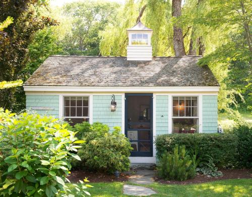 Sandpiper Cottage with Garden View