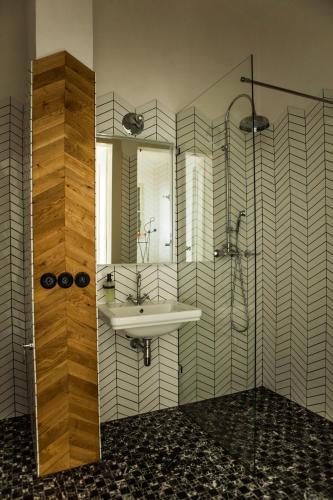 One-Bedroom Apartment (Accord)