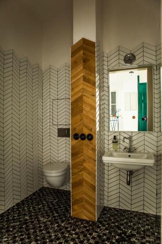 One-Bedroom Apartment (Accord)