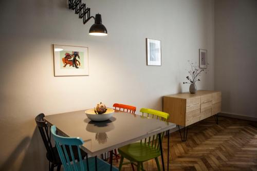 One-Bedroom Apartment (Accord)