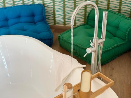 Deluxe Double or Twin Room with Pool View