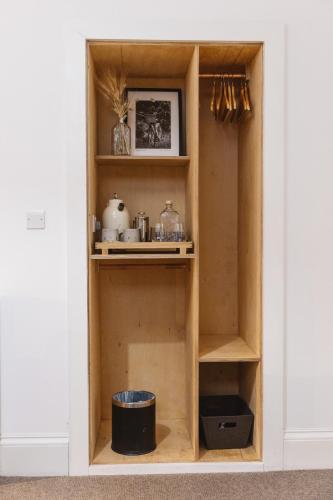 Queen Room – Disability Access