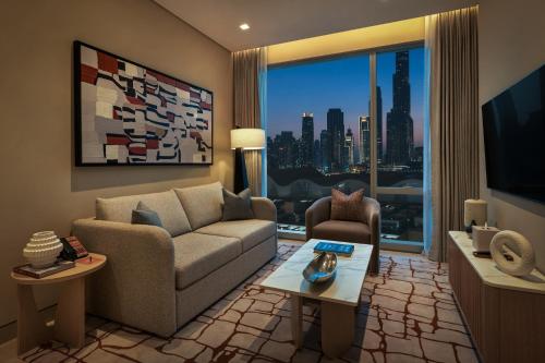 Premier Suite Burj View - Ultimate Staycation with At The Top Tickets Burj Khalifa