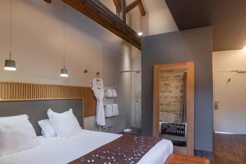 Deluxe Room with Terrace