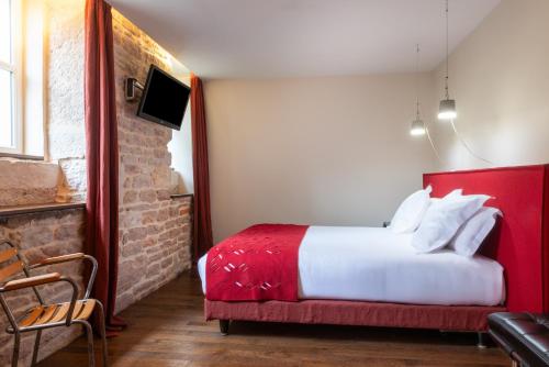 Junior Suite with Terrace and Garden