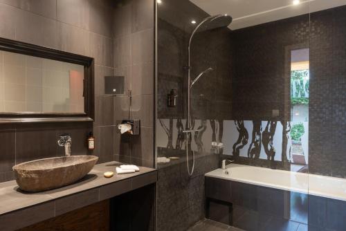 Junior Suite with Terrace and Garden