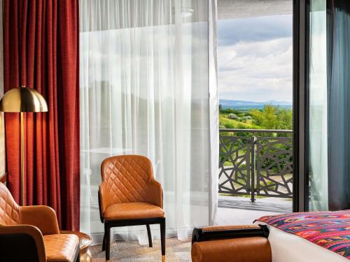 Premium King Room with Panoramic View