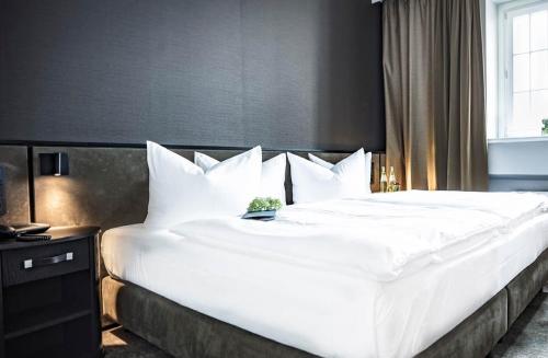 Suite with Garden View