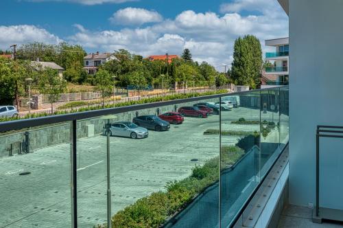 Double Room with Parking View