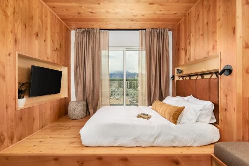 Junior Suite With Mountain View