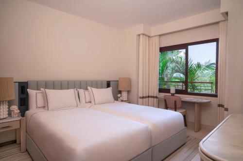 Residence Premium Two-Bedroom (2 Adults +3 Childrens)